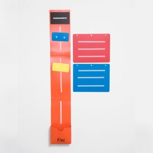 Kit emploi du temps avec support et panneaux colorés.